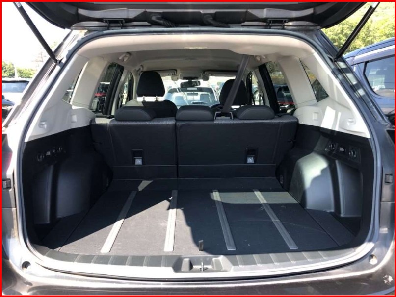 
								Subaru Forester X-Break full									