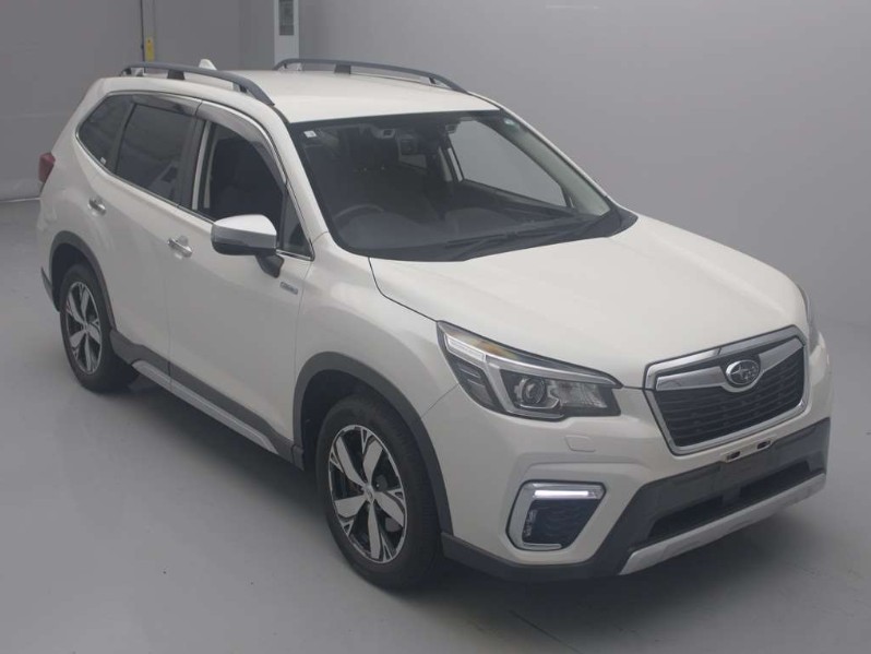 
								Subaru Forester E-Boxer full									