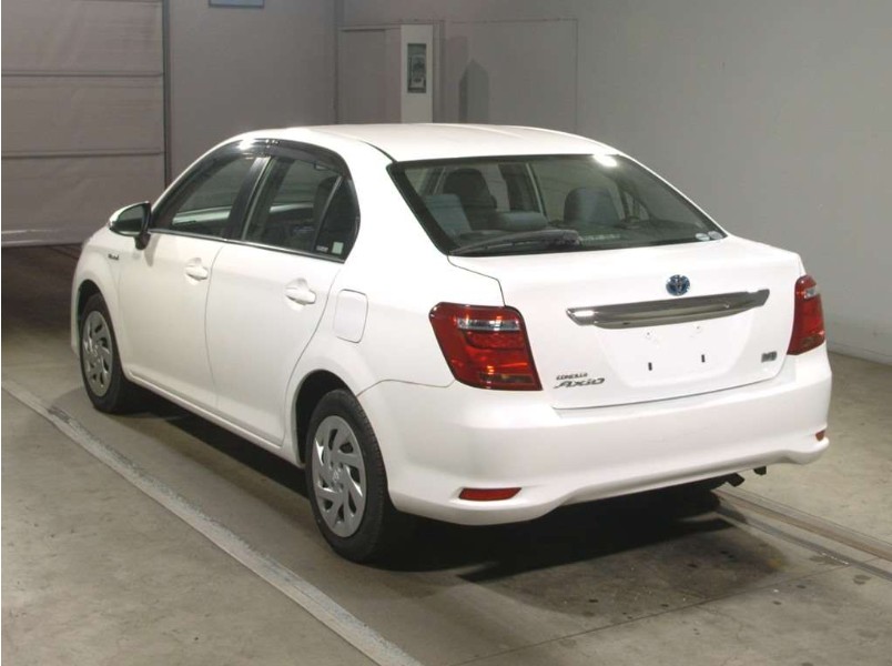 
								Toyota Axio full									