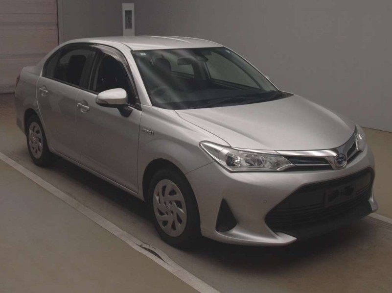 
								Toyota Axio full									
